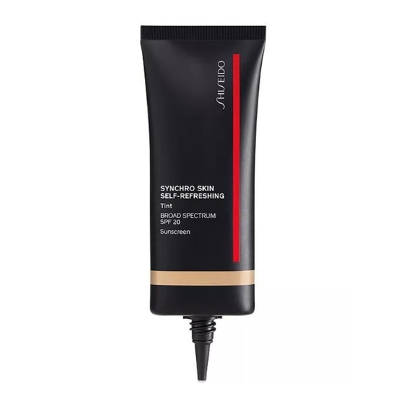New in the box. SHISEIDO- Synchro Skin Self-Refreshing Tint SPF 20, 1 oz. - Picture 2 of 3